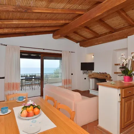 Isuledda * سان تيودورو